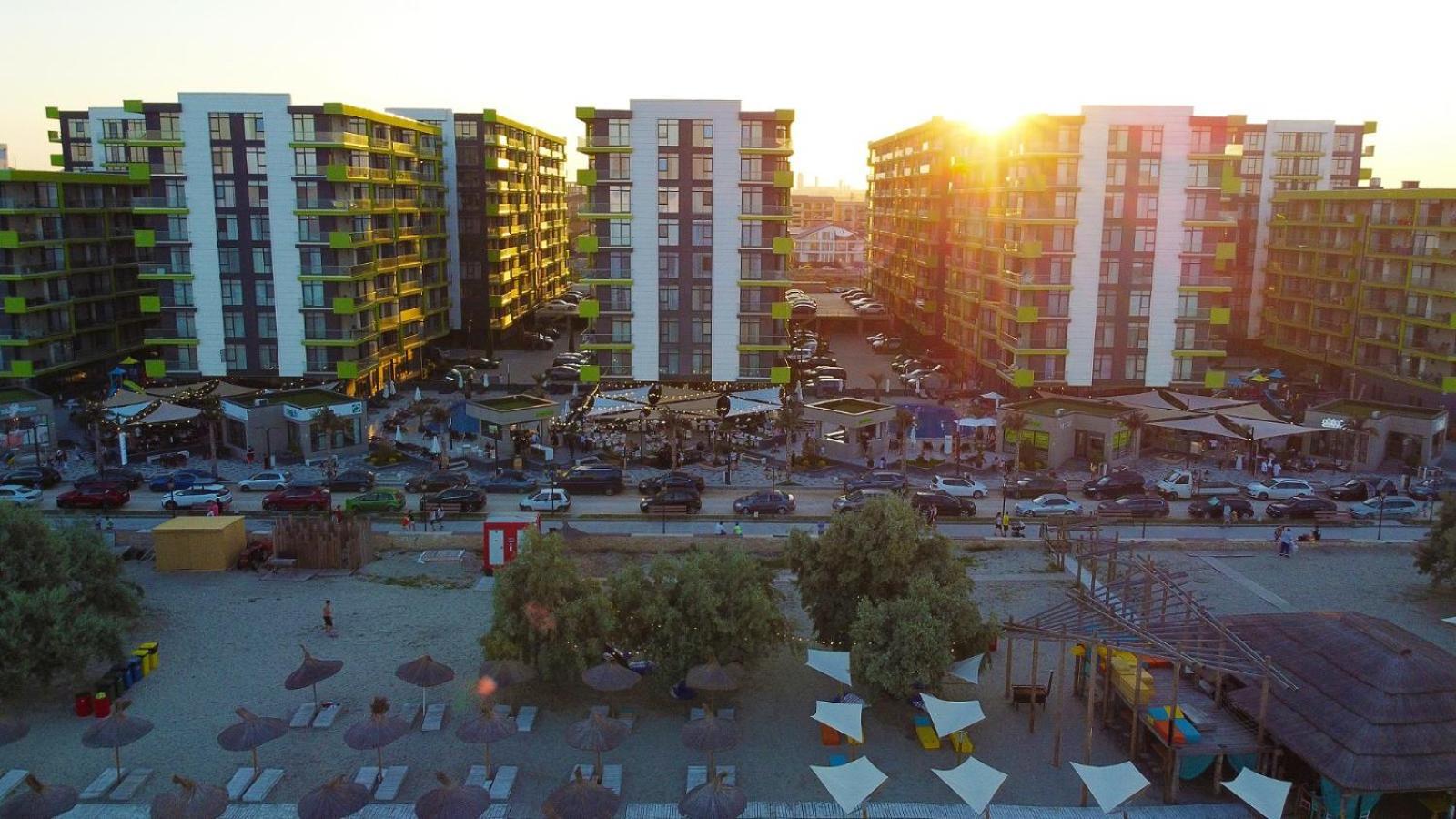 Evelyn'S Apartment Spa&Pool Beach Resort Mamaia Exterior foto